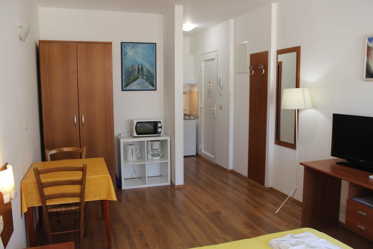 Apartments And Rooms Liburnija Opatija Zewnętrze zdjęcie